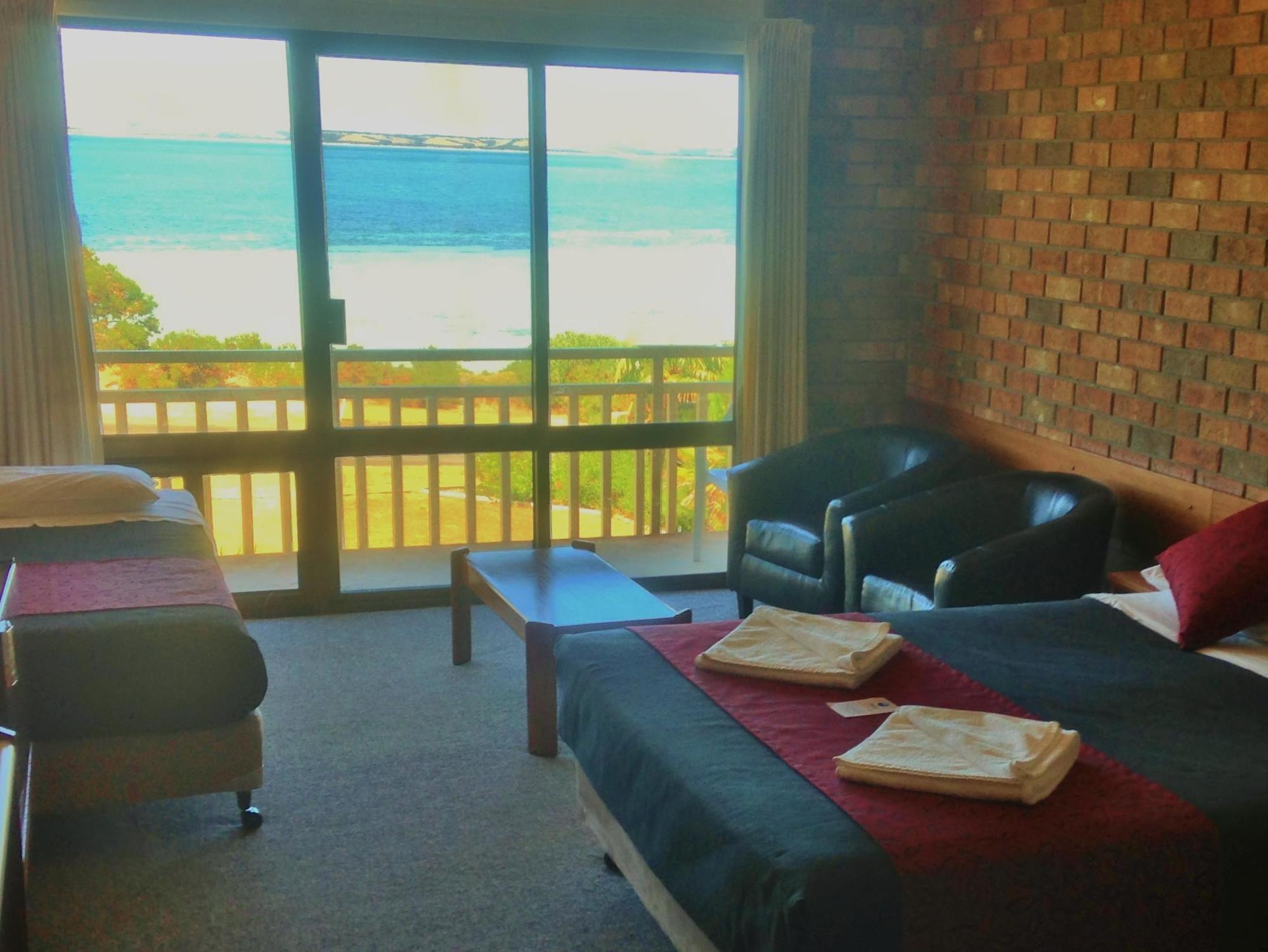 Kangaroo Island Seaside Inn คิงส์โคท ภายนอก รูปภาพ