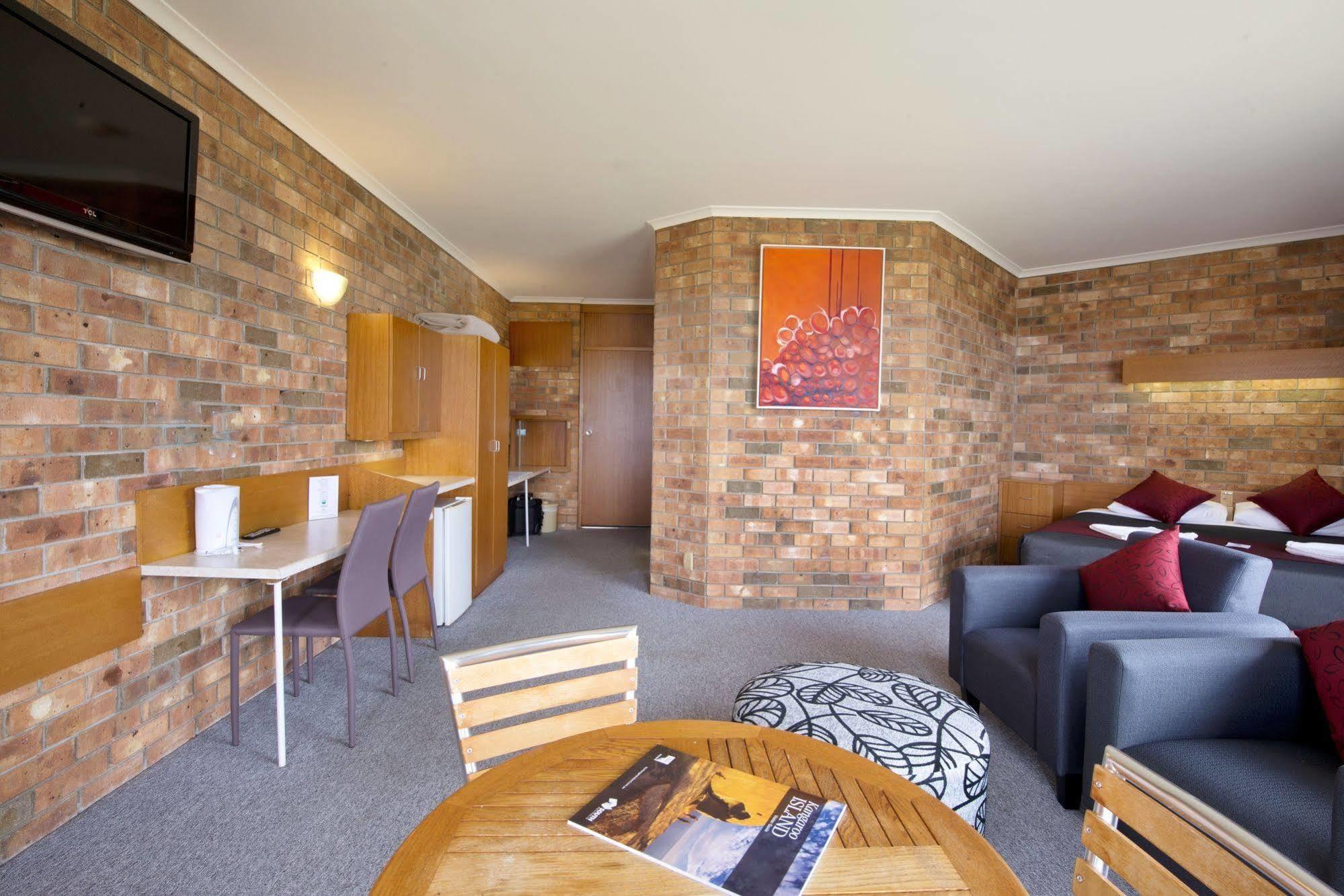 Kangaroo Island Seaside Inn คิงส์โคท ภายนอก รูปภาพ